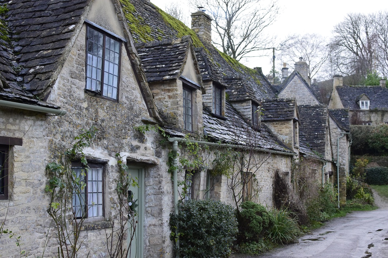 Are There Festivals In The Cotswolds?